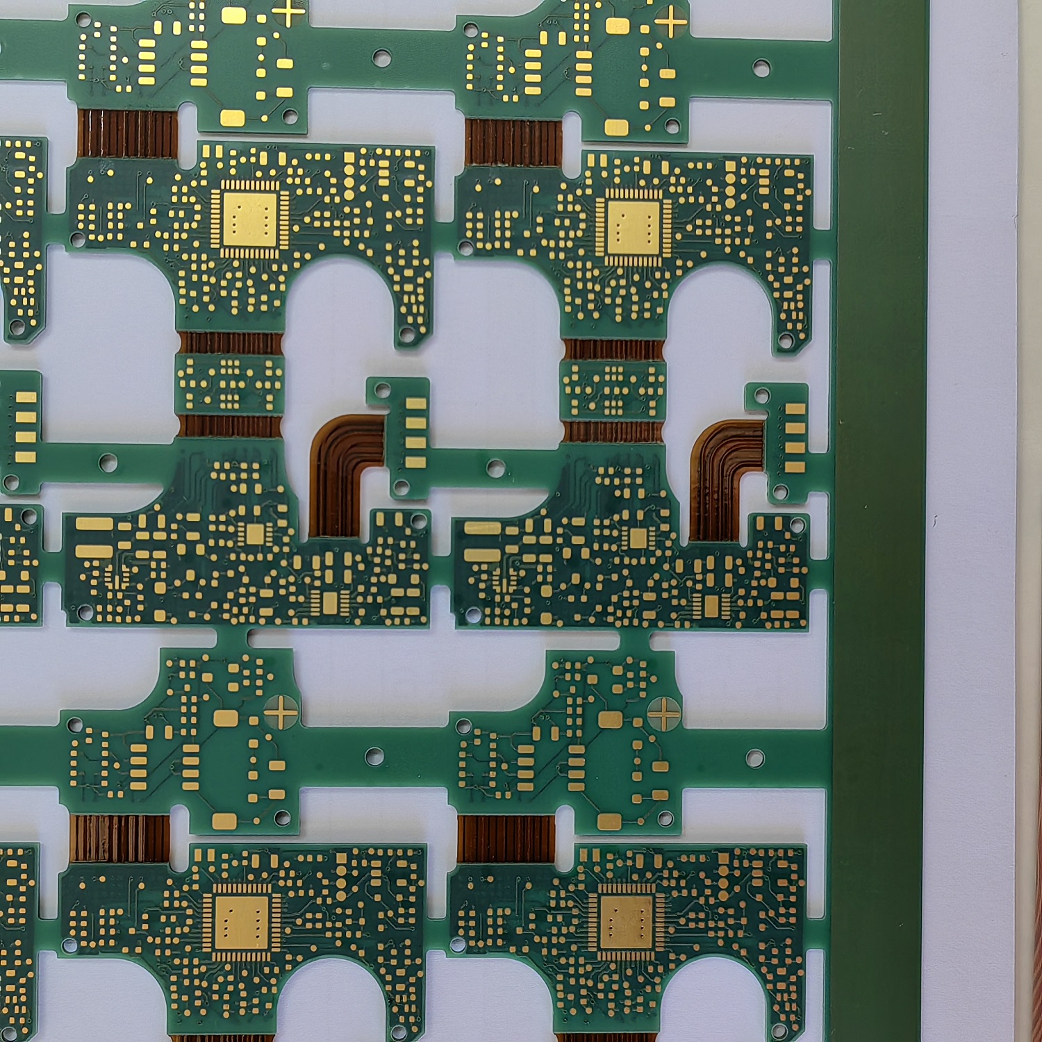 8 layers Rigid-flex PCB with 1 step HDI