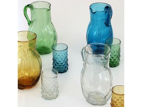 CARAFES AND GLASSES