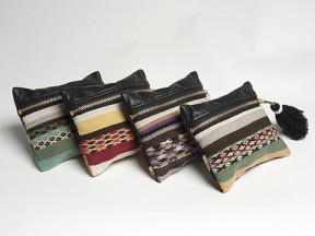 QHAPAQ change purse with leather