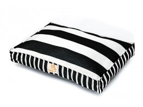 Shore Classic Pet Bed